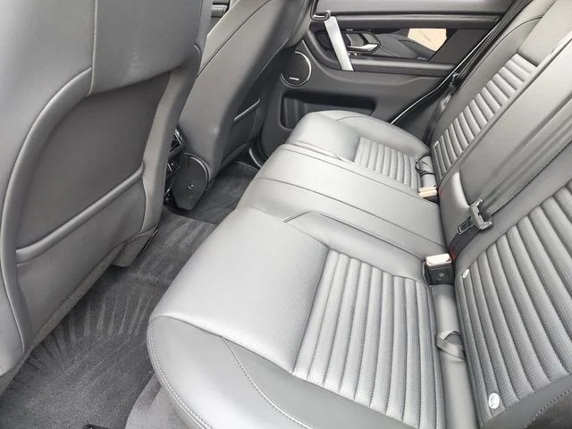 Used 2025 White Land Rover S image 29