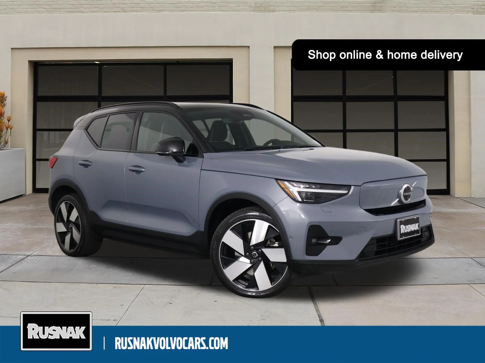 2023 Volvo XC40
