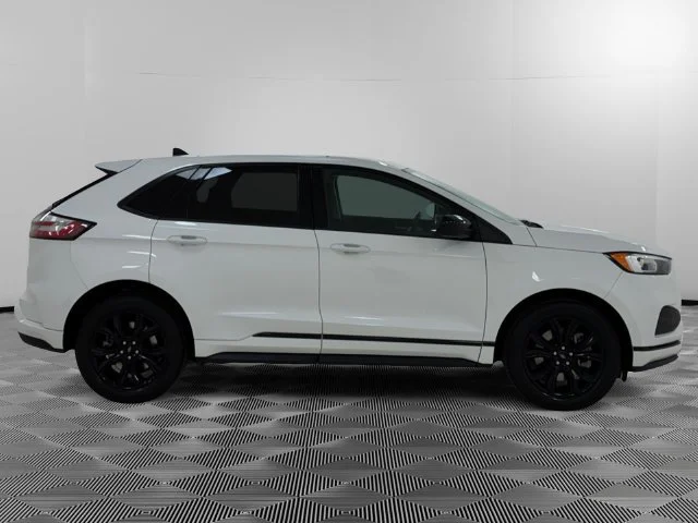 Certified Used 2022 White Ford SE image 6