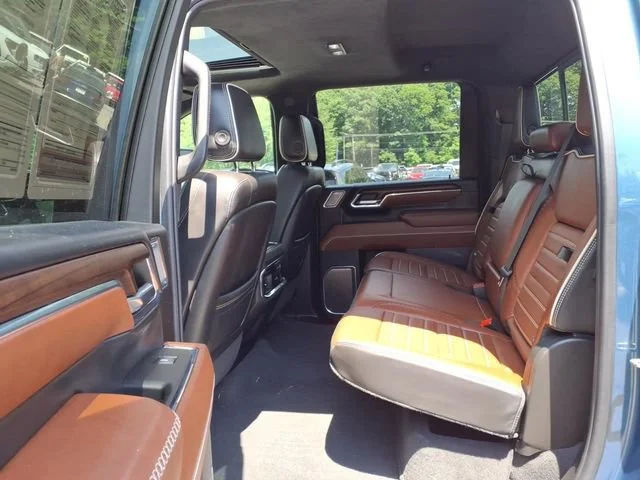 2024 GMC Sierra 2500HD Denali Ultimate - Photo 19