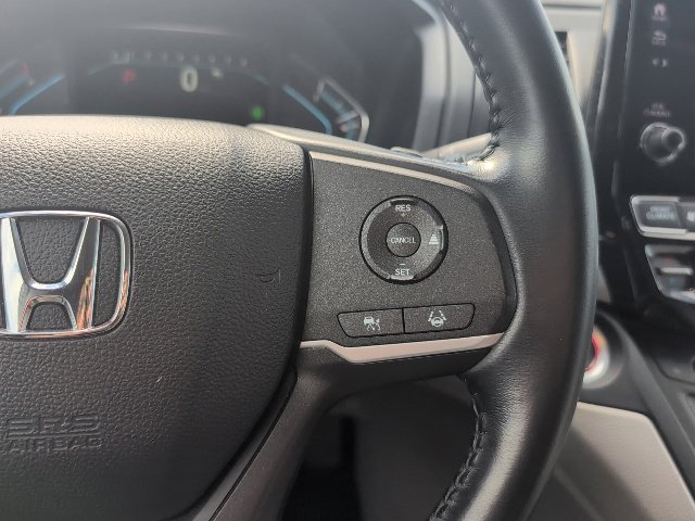 Used 2024 Gray Honda EX-L image 7