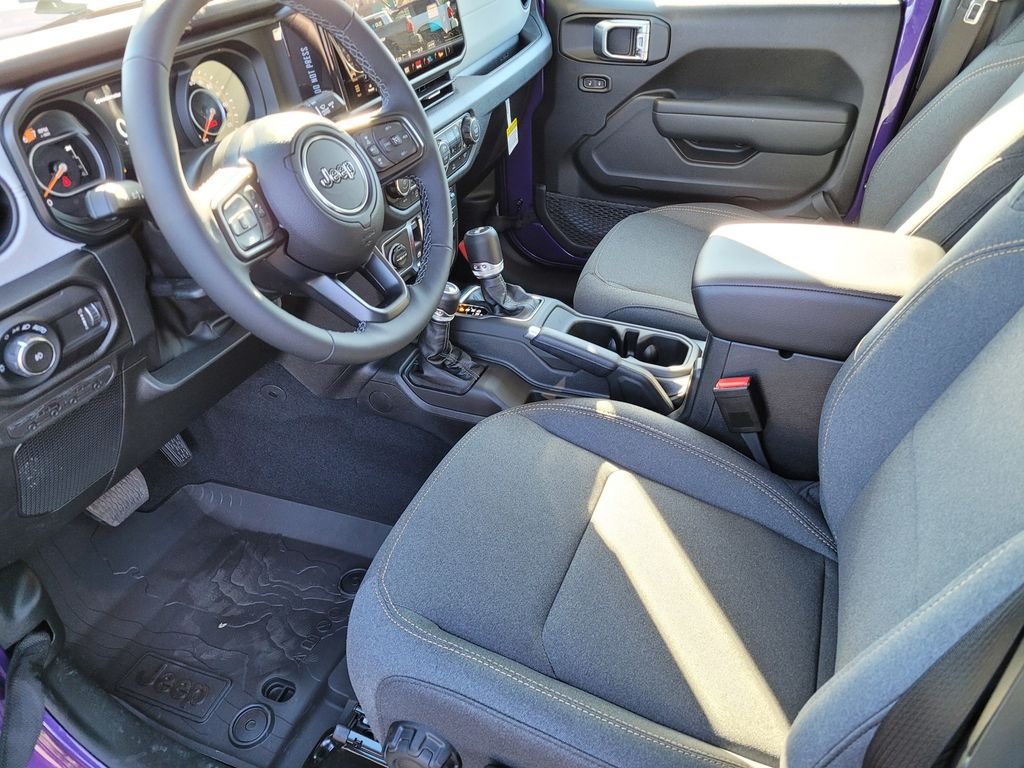 New 2026 Reign Exterior Paint Jeep Sport S image 6