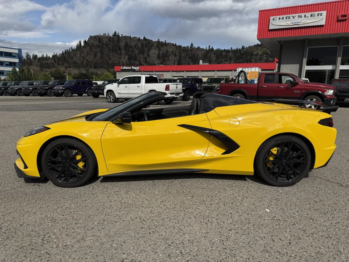 Used 2025 Yellow Chevrolet 3LT image 5
