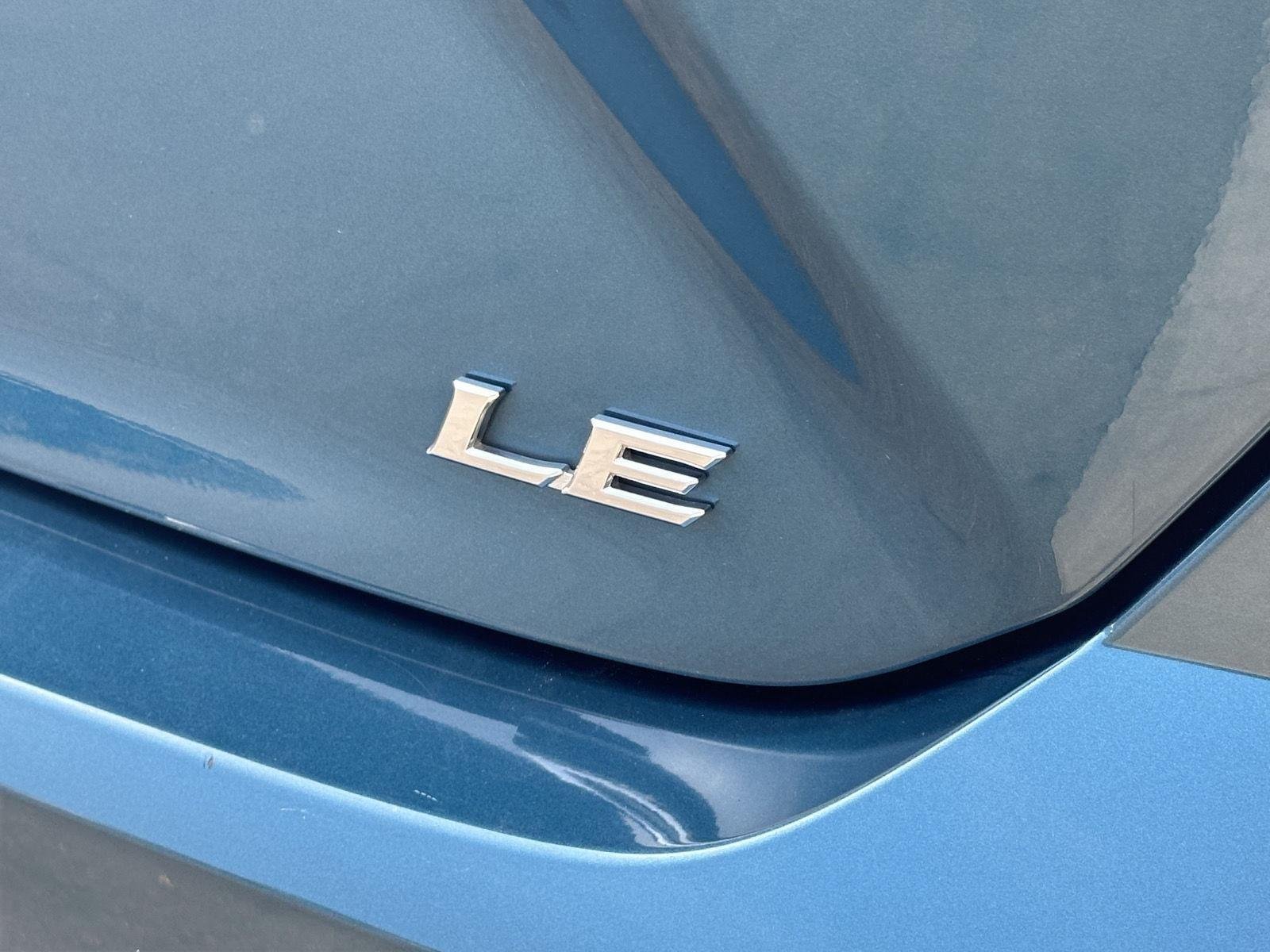 Used 2025 Ocean Gem Toyota LE image 10
