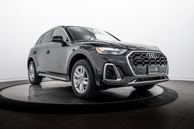 2023 Audi Q5 S line Premium