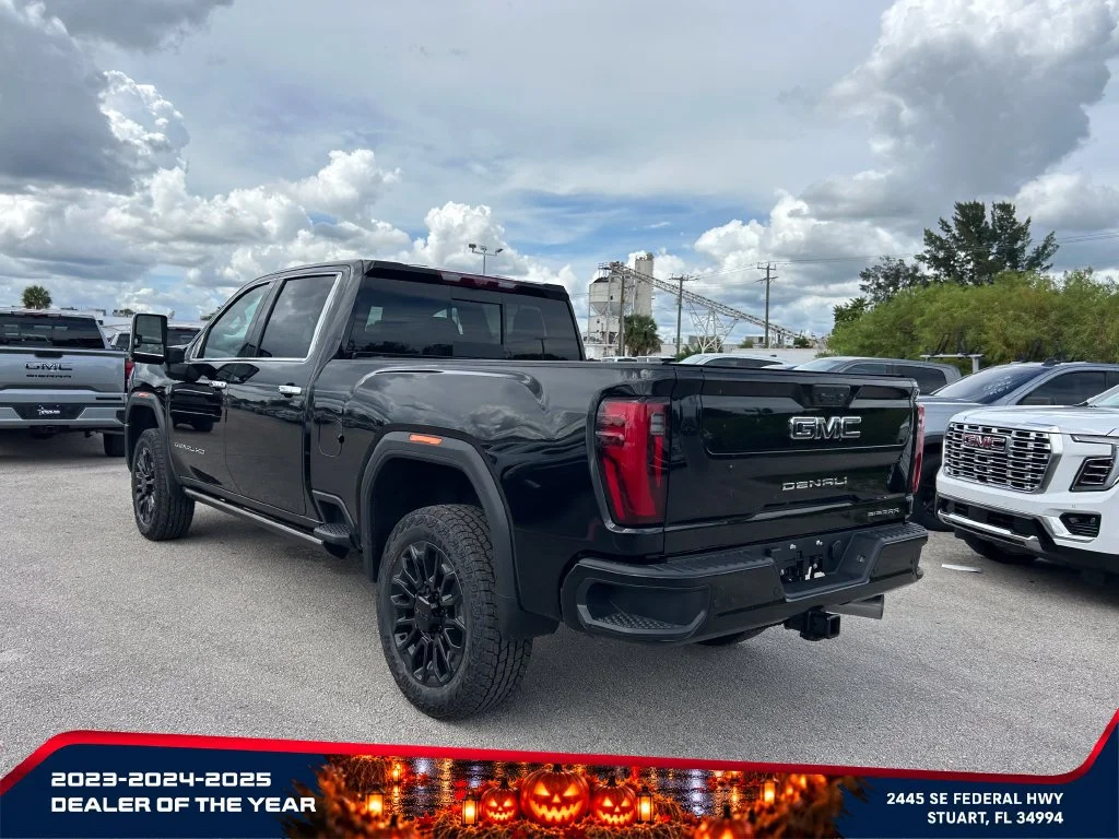 New 2026 Onyx Black GMC Denali Ultimate image 5