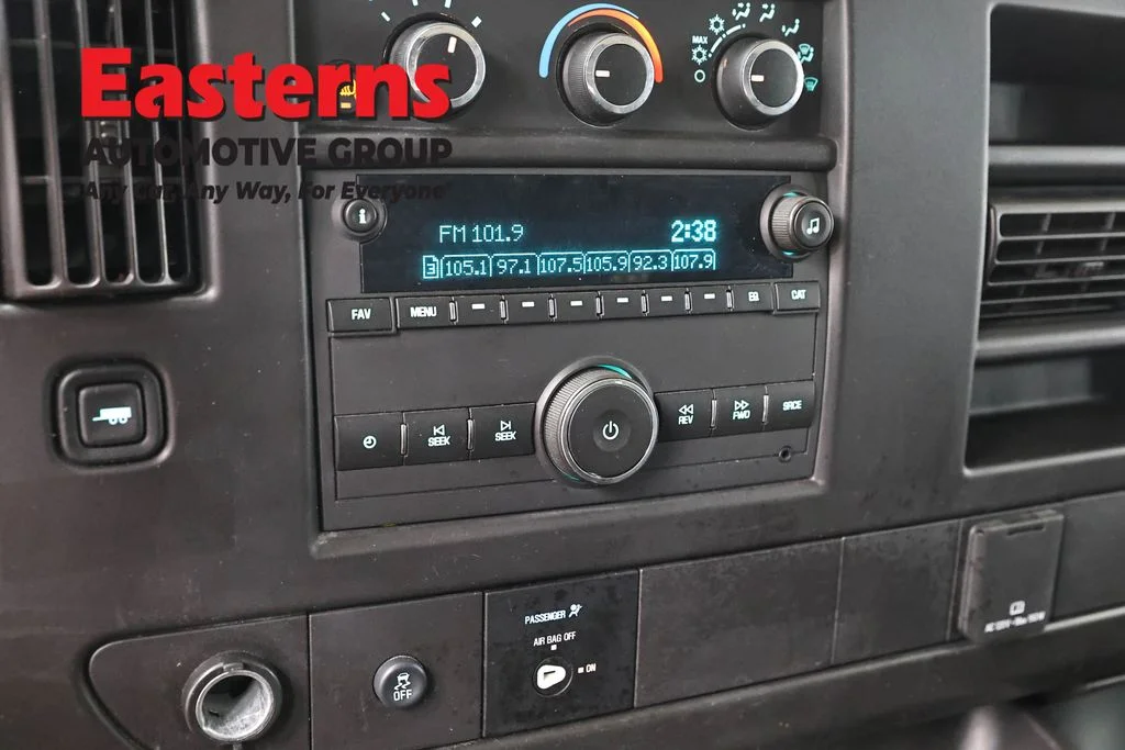 Used 2024 White GMC Work Van image 18