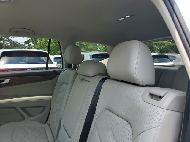 New 2026 White Volkswagen SE image 9