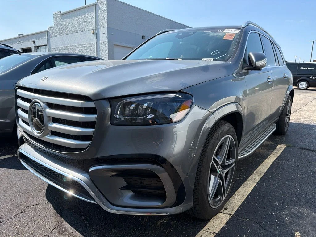 Used 2025 Gray Mercedes-Benz GLS 450 image 4