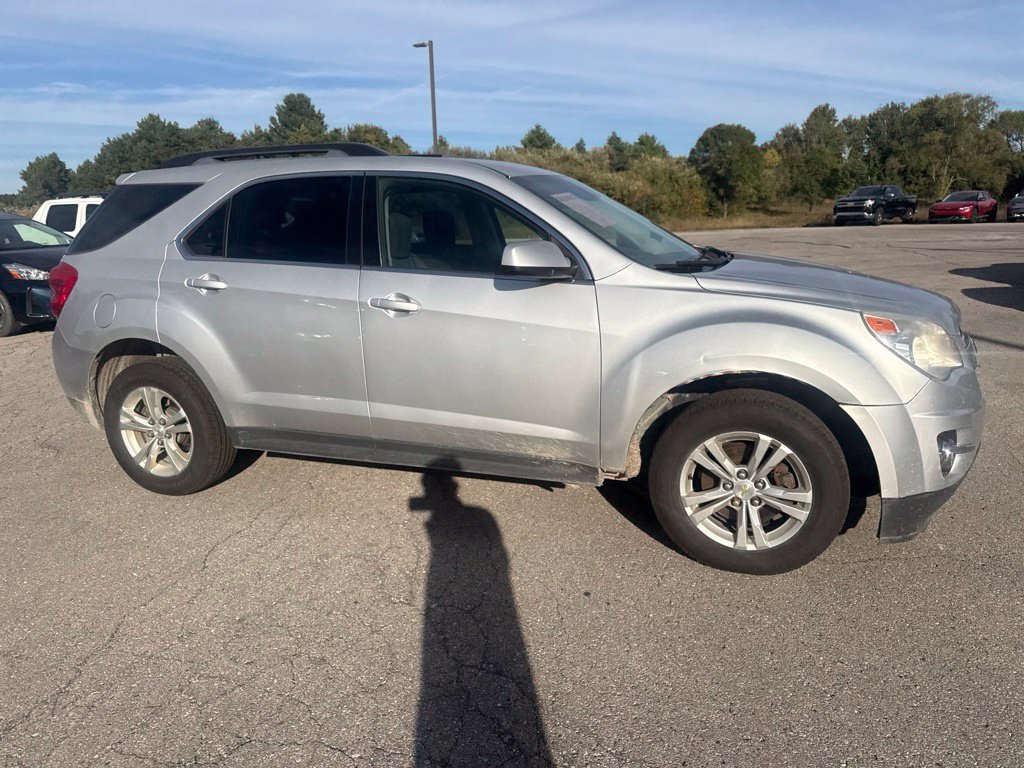 Used 2015 Silver Ice Metallic Chevrolet LT image 11