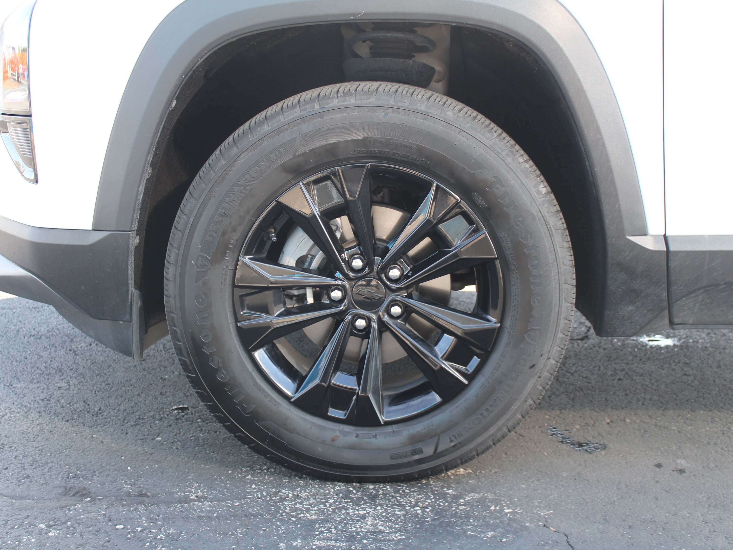 2025 Chevrolet Equinox LT - Photo 31