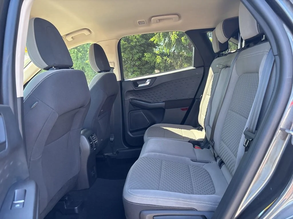 Used 2020 Gray Ford SE image 12