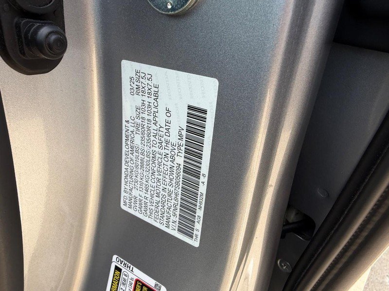 Certified Used 2025 Solar Silver Metallic Honda EX-L image 52