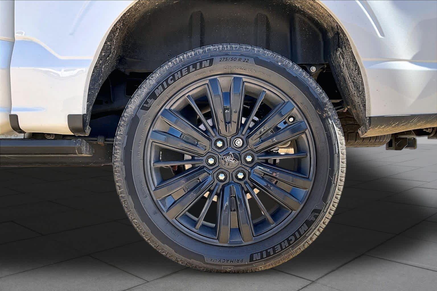 Used 2025 Star White Metallic Tri-Coat Ford Platinum image 10