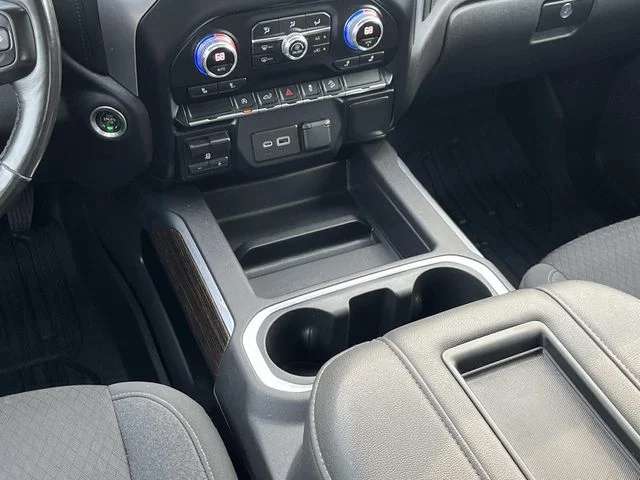 Used 2021 White GMC Elevation image 14