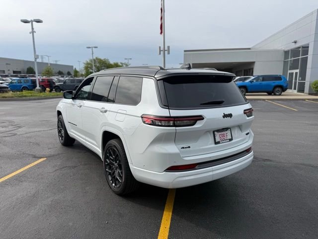 Used 2026 Bright White Clearcoat Jeep Summit image 3