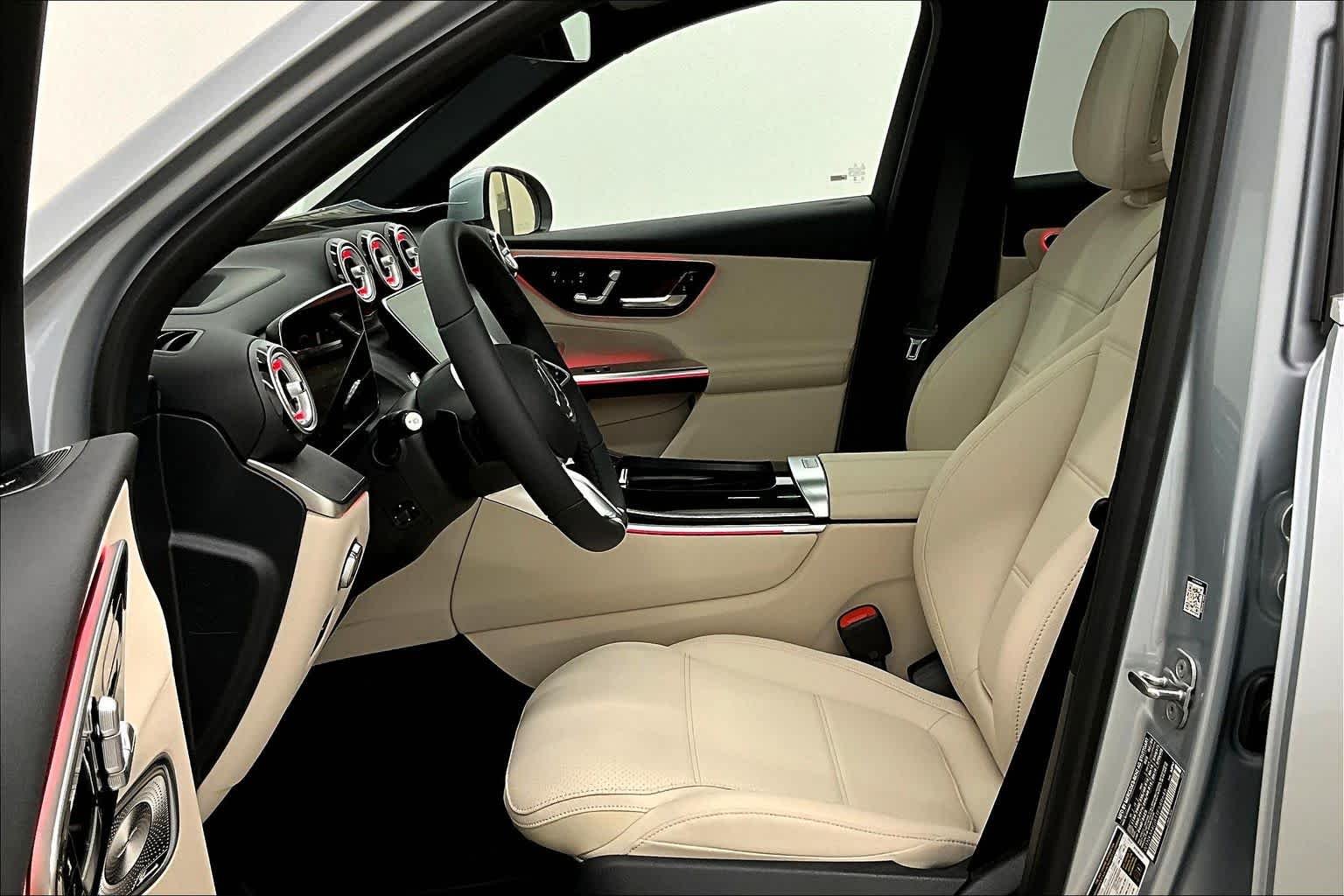 New 2026 Cirrus Silver Metallic Mercedes-Benz GLC 300 image 9