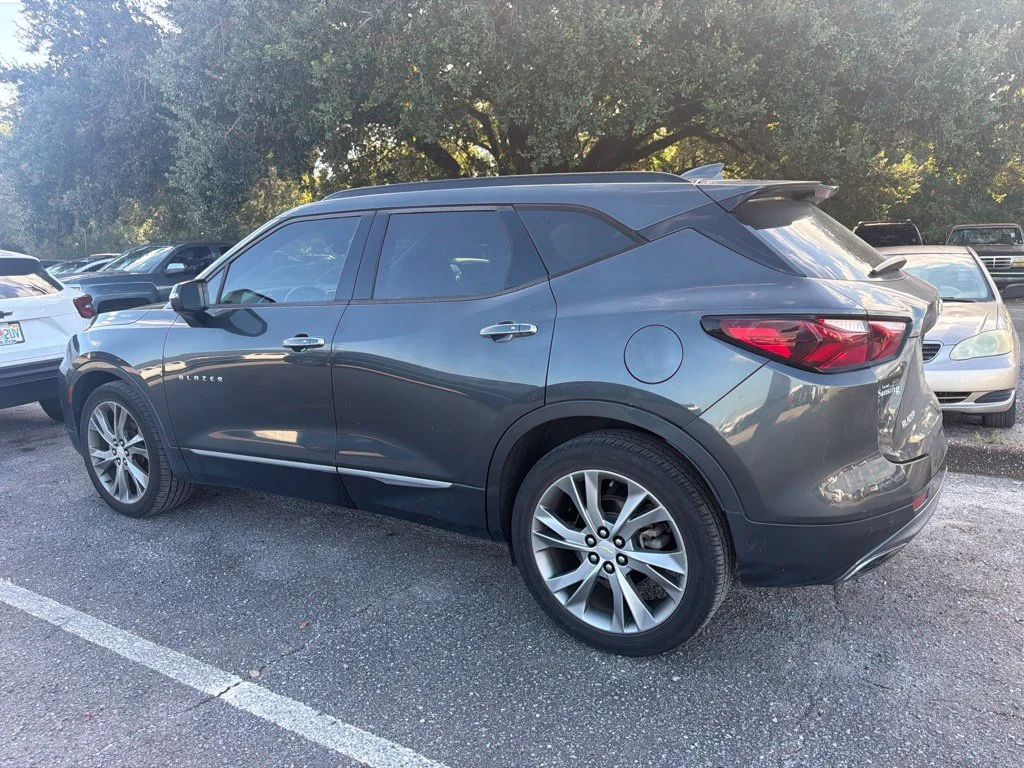 Used 2020 Gray Chevrolet Premier image 3