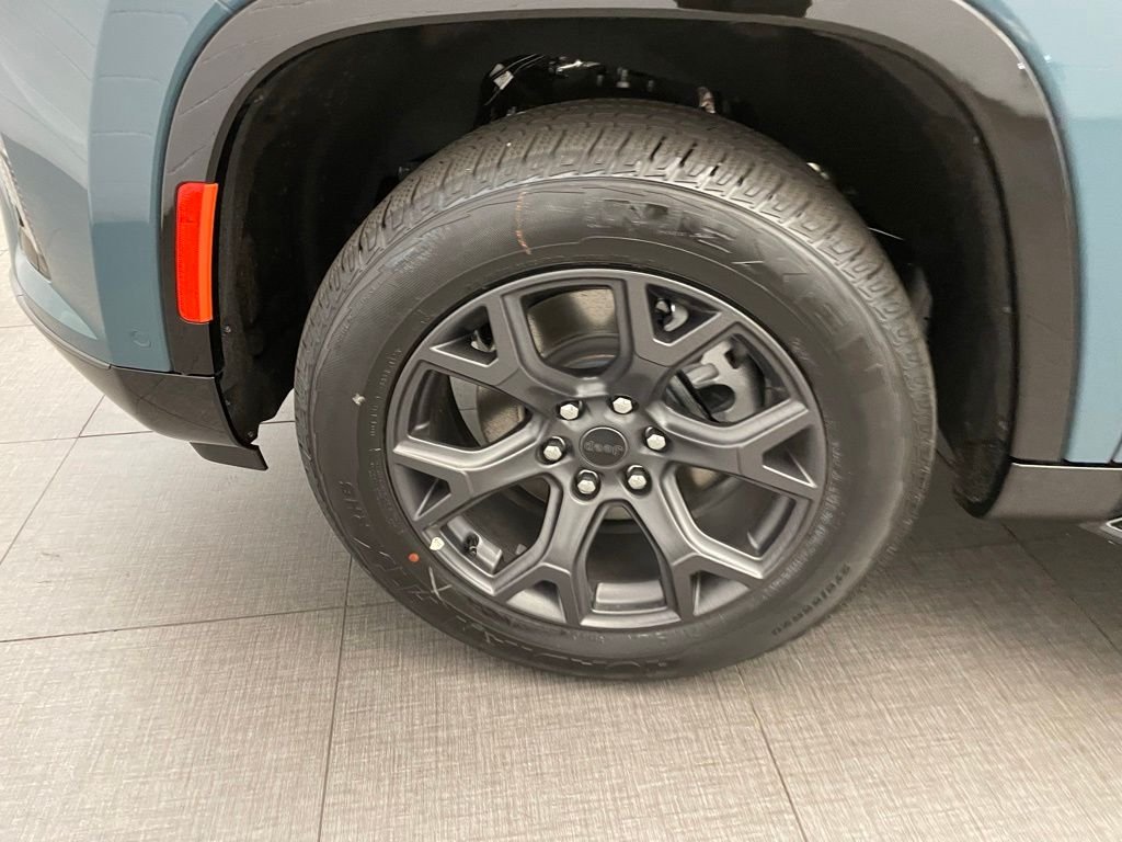New 2026 Steel Blue Jeep Limited Altitude image 10