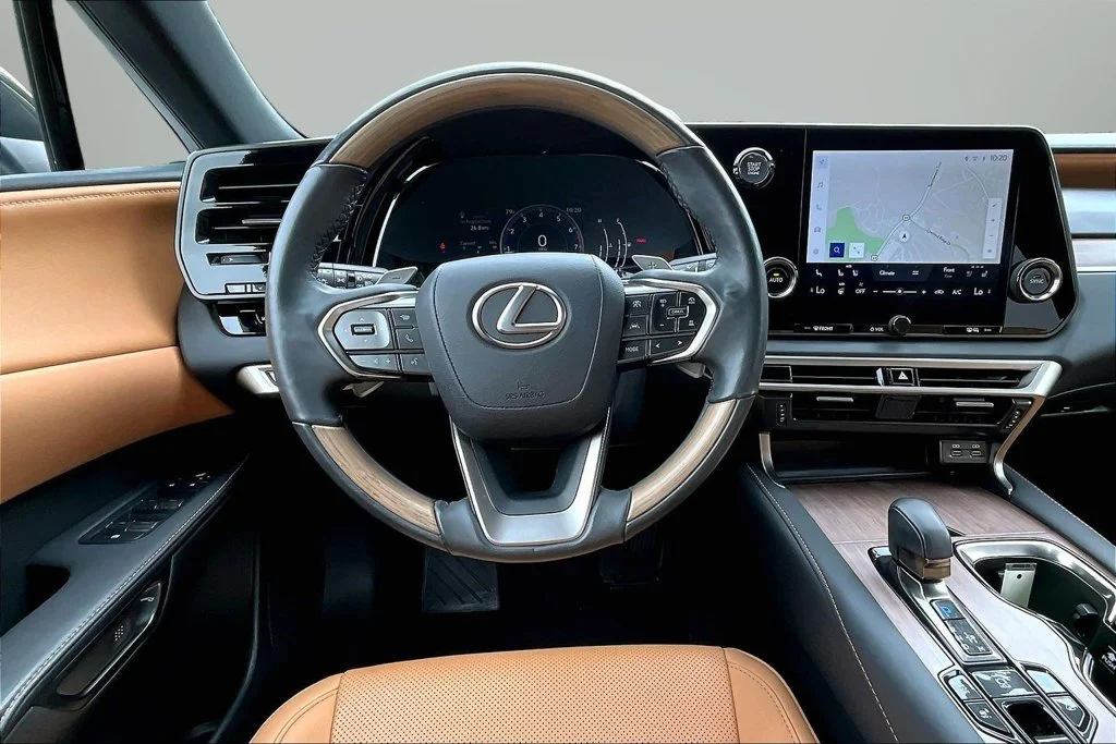 Used 2023 Green Lexus 350 Premium image 8