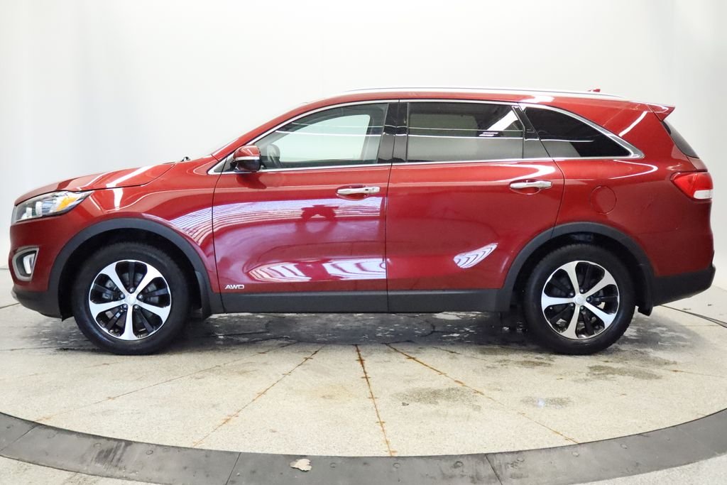 Used 2017 Kia Sorento EX with VIN 5XYPHDA11HG274691 for sale in Coon Rapids, Minnesota