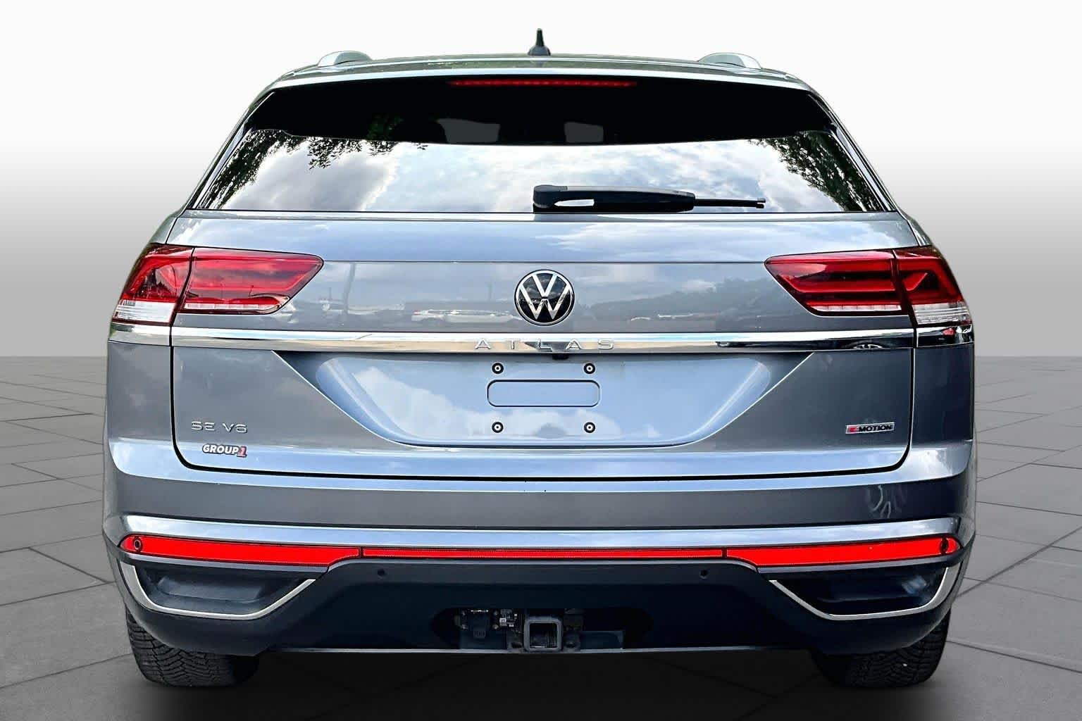 Used 2021 Platinum Gray Metallic Volkswagen 3.6L V6 SE w/Technology image 5