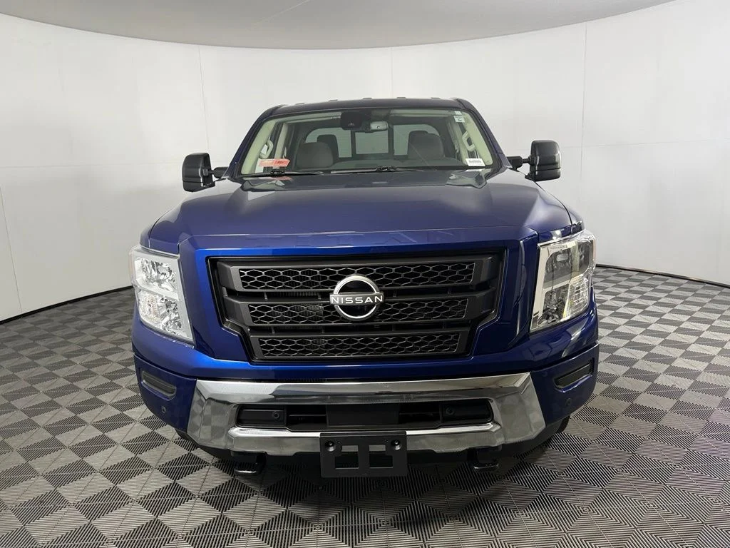 2024 Nissan Titan XD SV - Photo 4