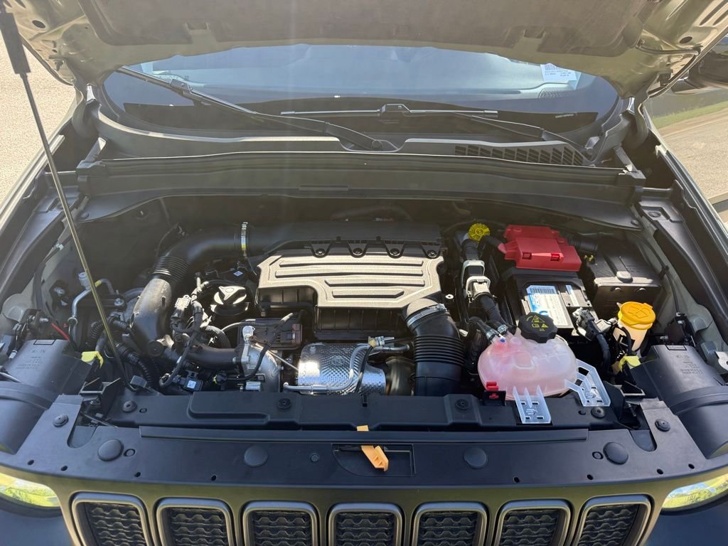 Used 2022 Gray Jeep Trailhawk image 18