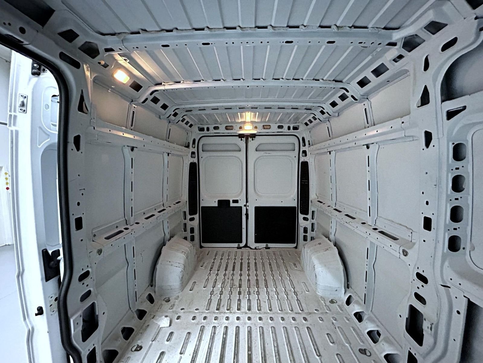 Used 2023 White Ram High Roof image 18