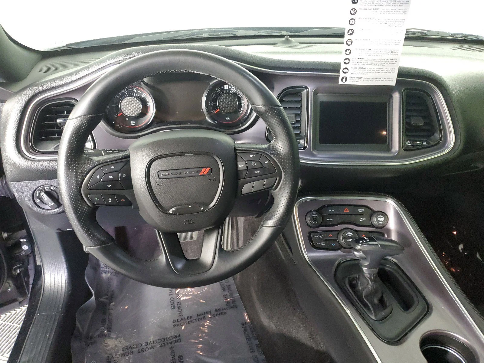 Used 2018 Pitch Black Clearcoat Dodge SXT image 18