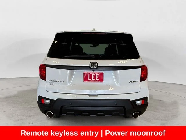 Used 2023 Platinum White Pearl Honda EX-L image 5