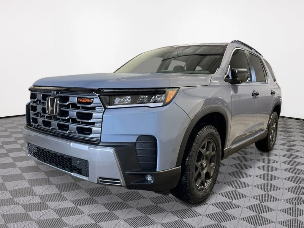 2026 Honda Pilot TrailSport AWD's photo