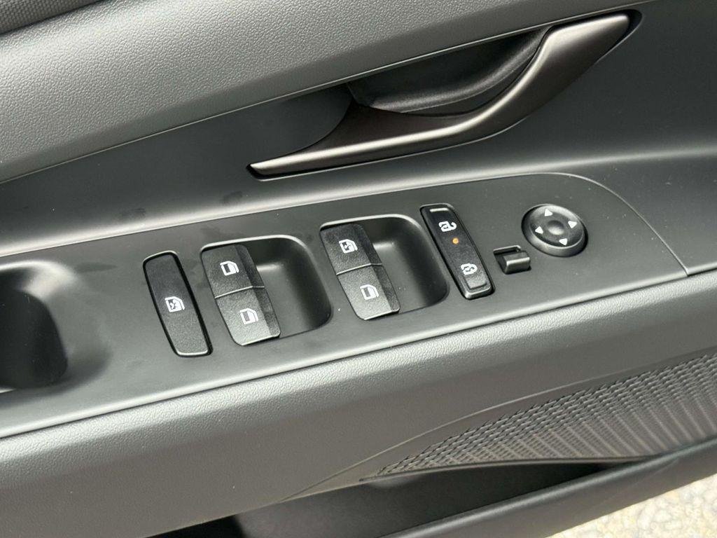 New 2026 Amazon Gray Hyundai SEL Sport image 29