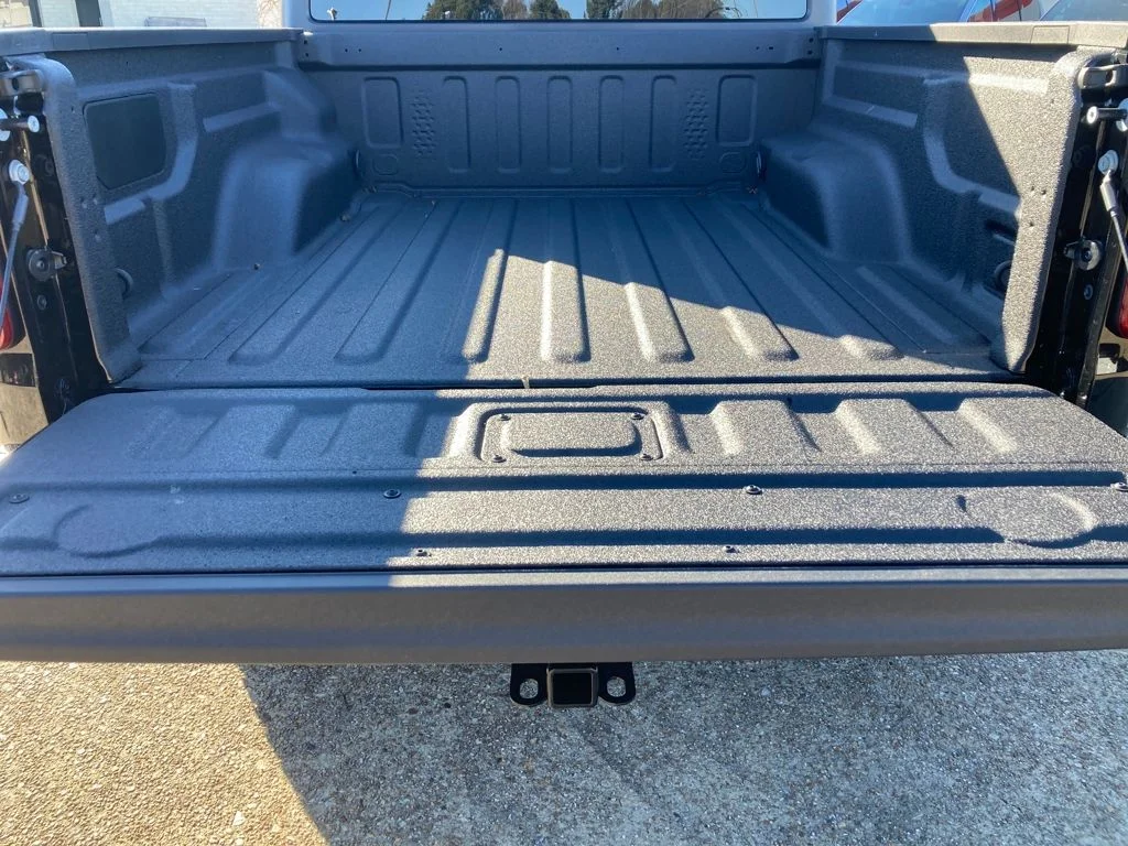 New 2026 Black Clear-Coat Exterior Paint Jeep Rubicon image 29
