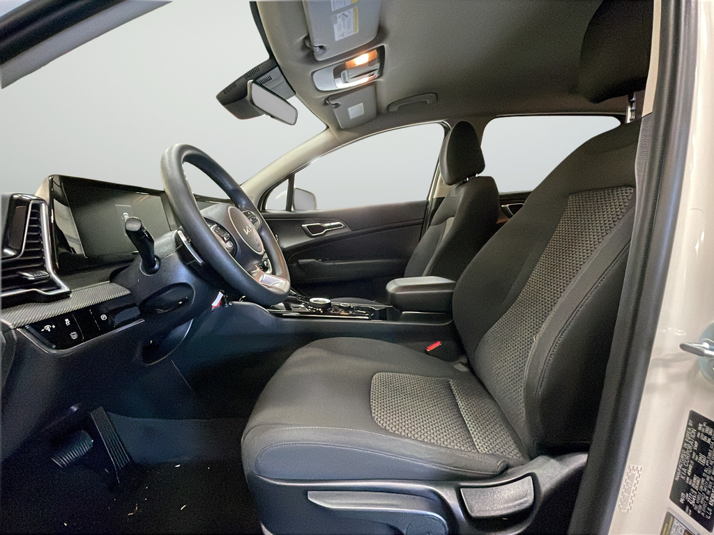 Used 2023 White Kia LX image 12