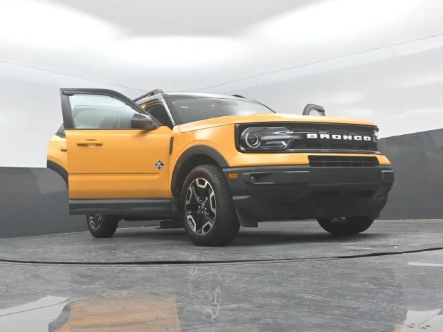 Certified Used 2022 Cyber Orange Metallic Tricoat Ford Outer Banks image 28