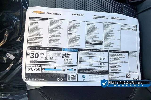 New 2025 Summit White Chevrolet LT image 15