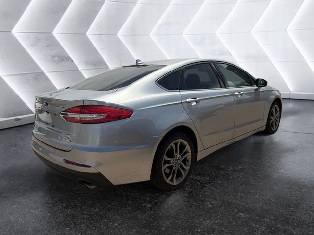 Used 2020 Silver Ford SEL image 4