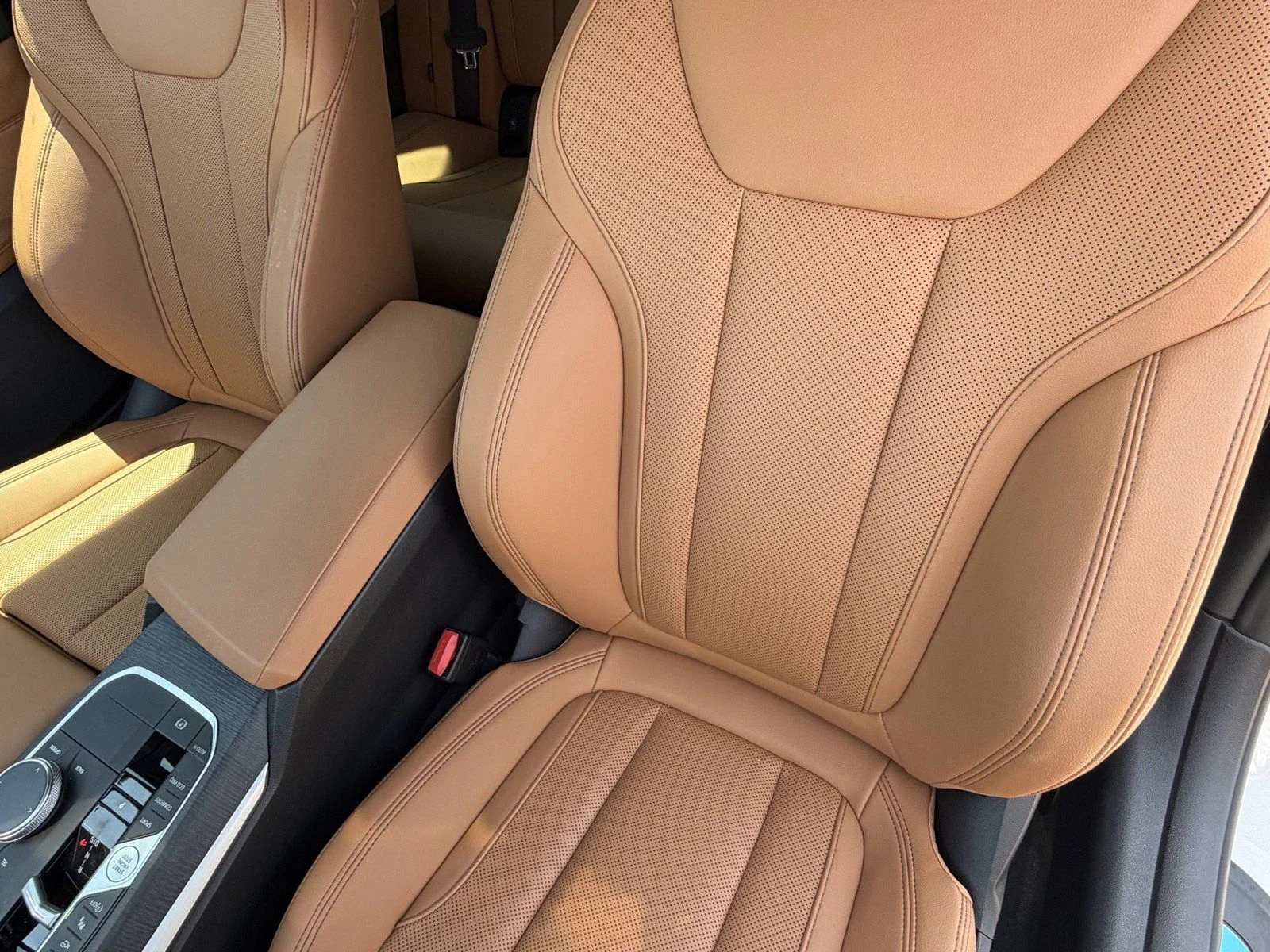 New 2026 Mineral White Metallic BMW 430i image 15