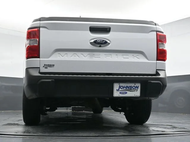 Used 2024 White Ford XL image 30