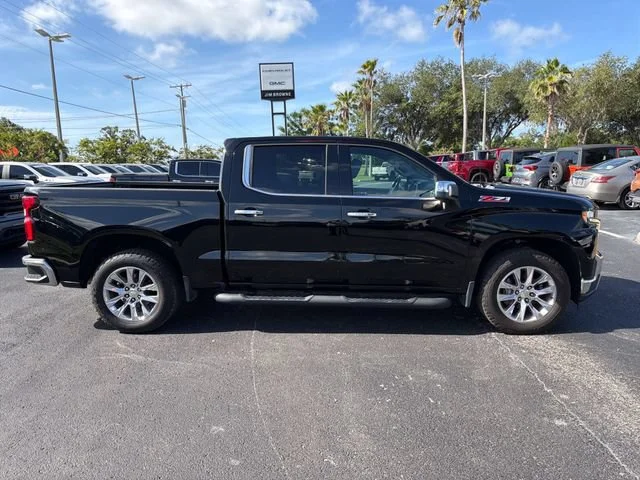 Used 2019 BLACK Chevrolet LTZ image 3