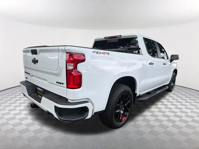 Used 2025 Summit White Chevrolet RST image 5