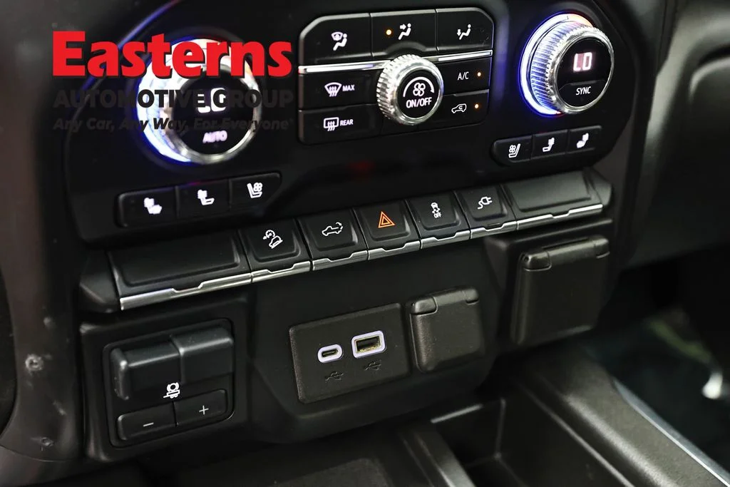Used 2021 Black GMC AT4 image 20