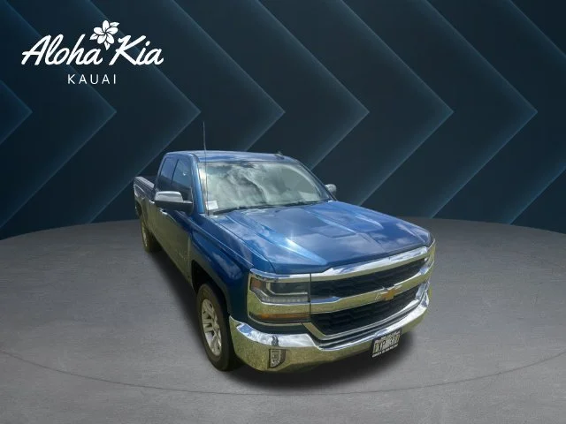 Used 2019 Blue Chevrolet LT image 1