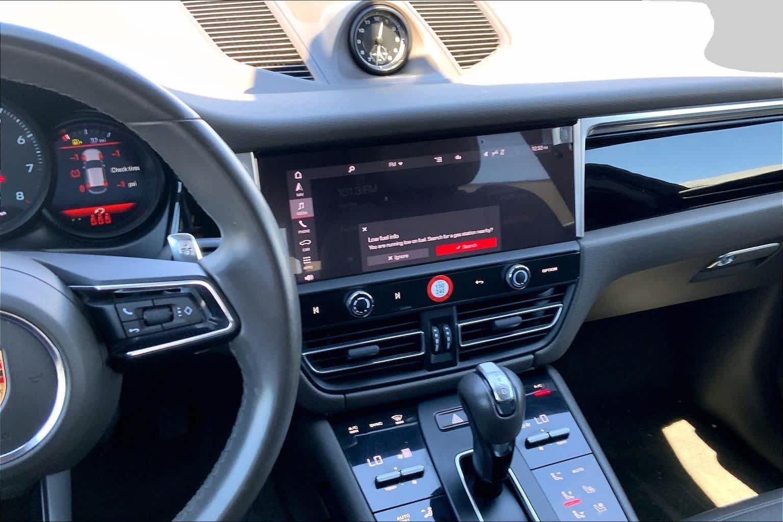 Used 2022 GRAY Porsche  image 5