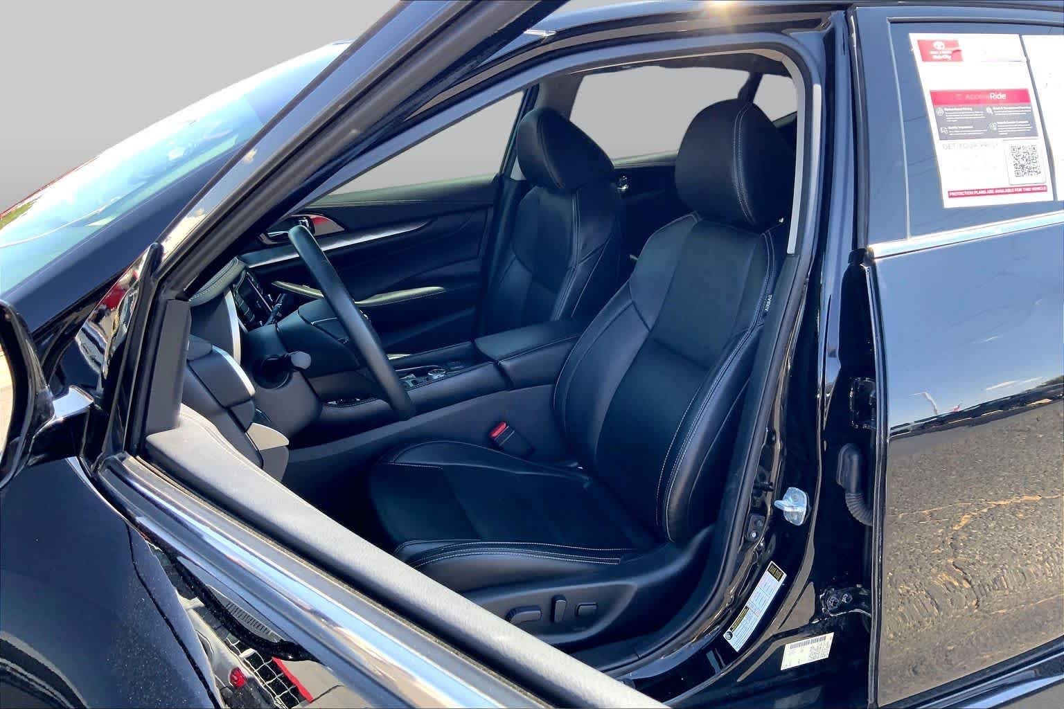 Pre-Owned 2022 Nissan Maxima SV