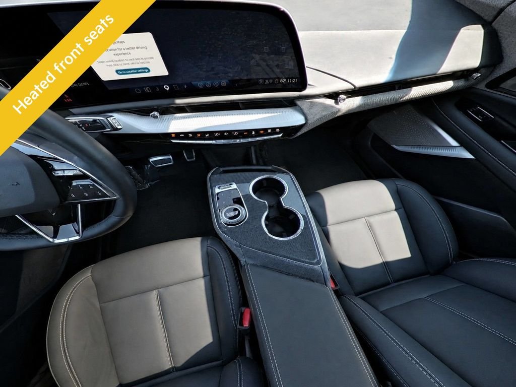 Used 2025 Silver Cadillac Luxury image 18