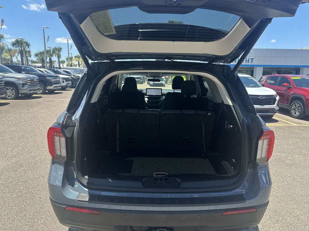Used 2025 Blue Ford Active image 31