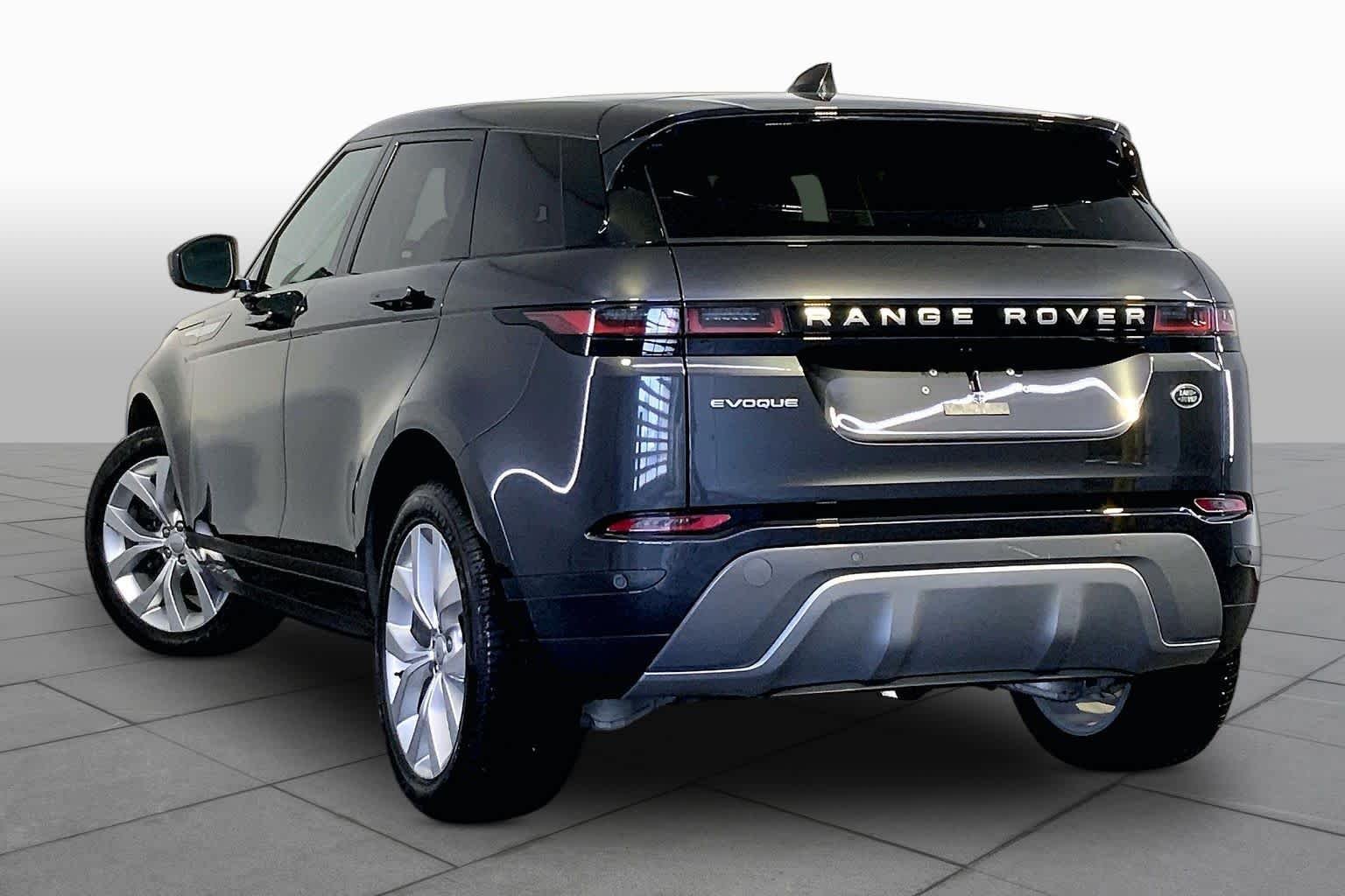 Used 2023 Carpathian Grey Premium Metallic Land Rover SE image 12