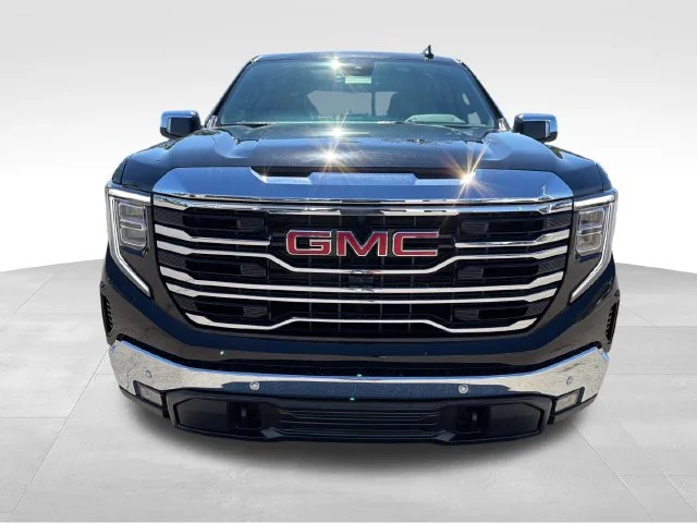 New 2026 Onyx Black GMC SLT image 2